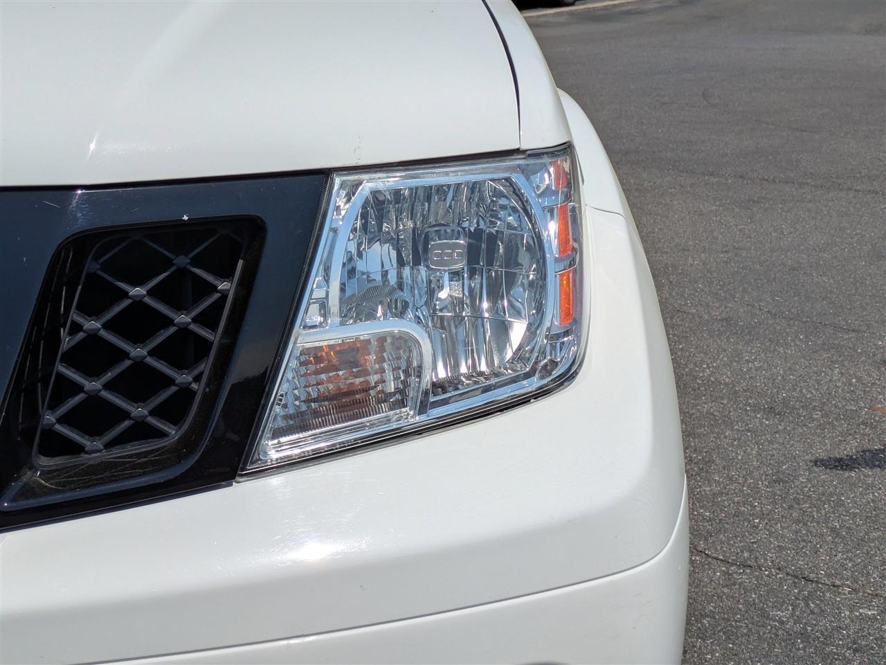 Nissan Frontier SV Crew Cab 2WD 2020