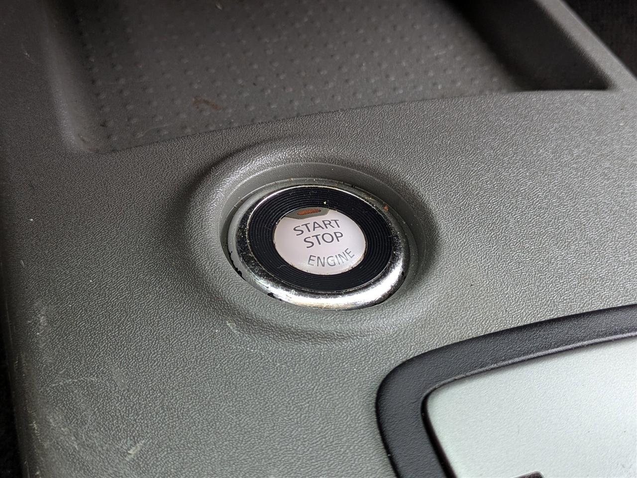 Nissan Frontier SV Crew Cab 2WD 2020