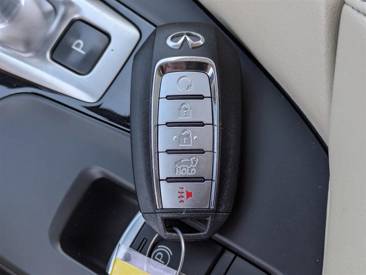 Infiniti QX50 Sensory AWD 2020