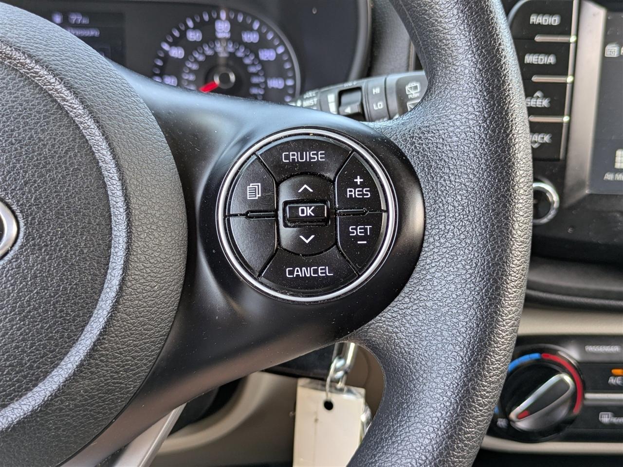 Kia Soul LX CVT 2021