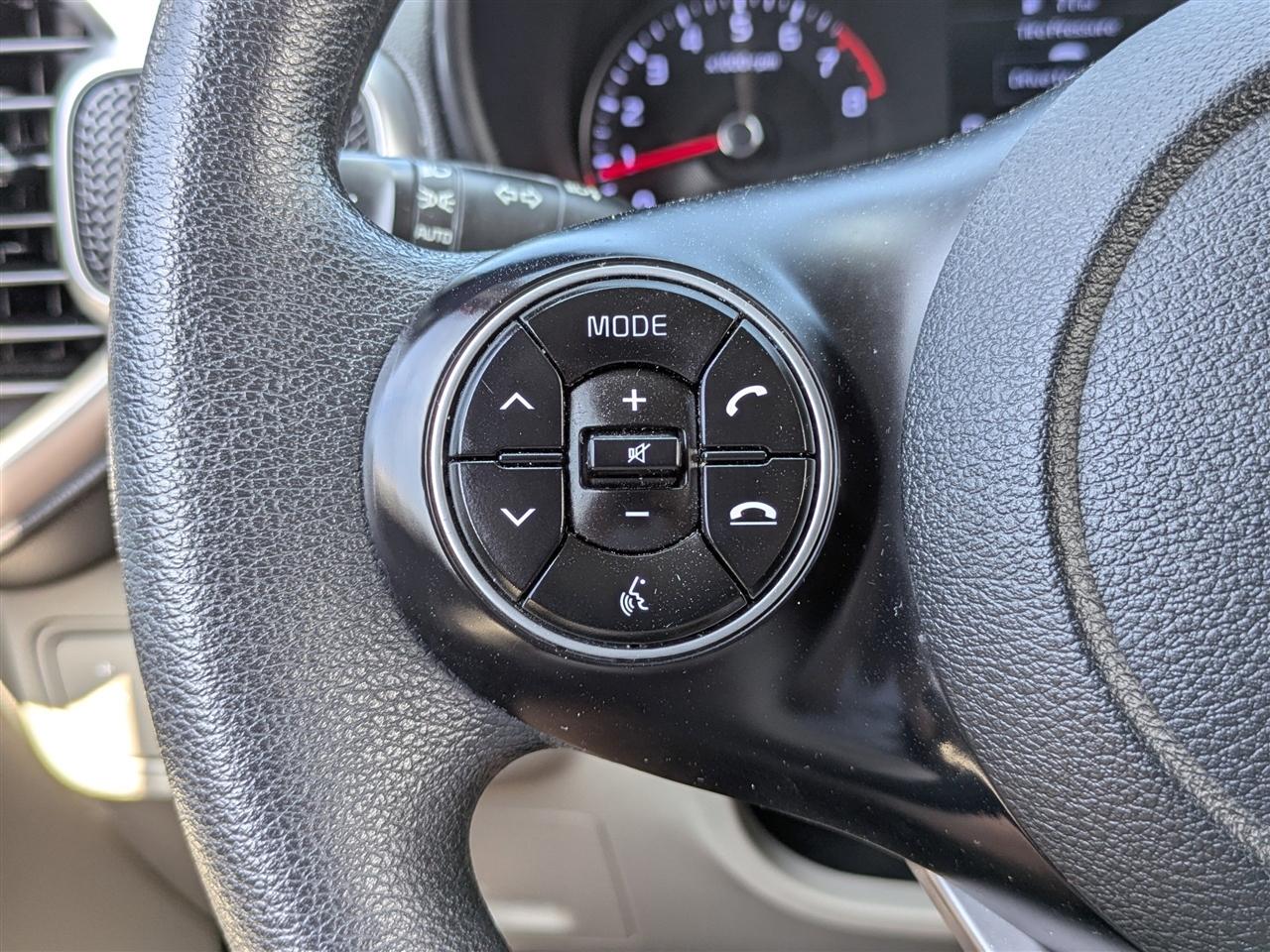 Kia Soul LX CVT 2021