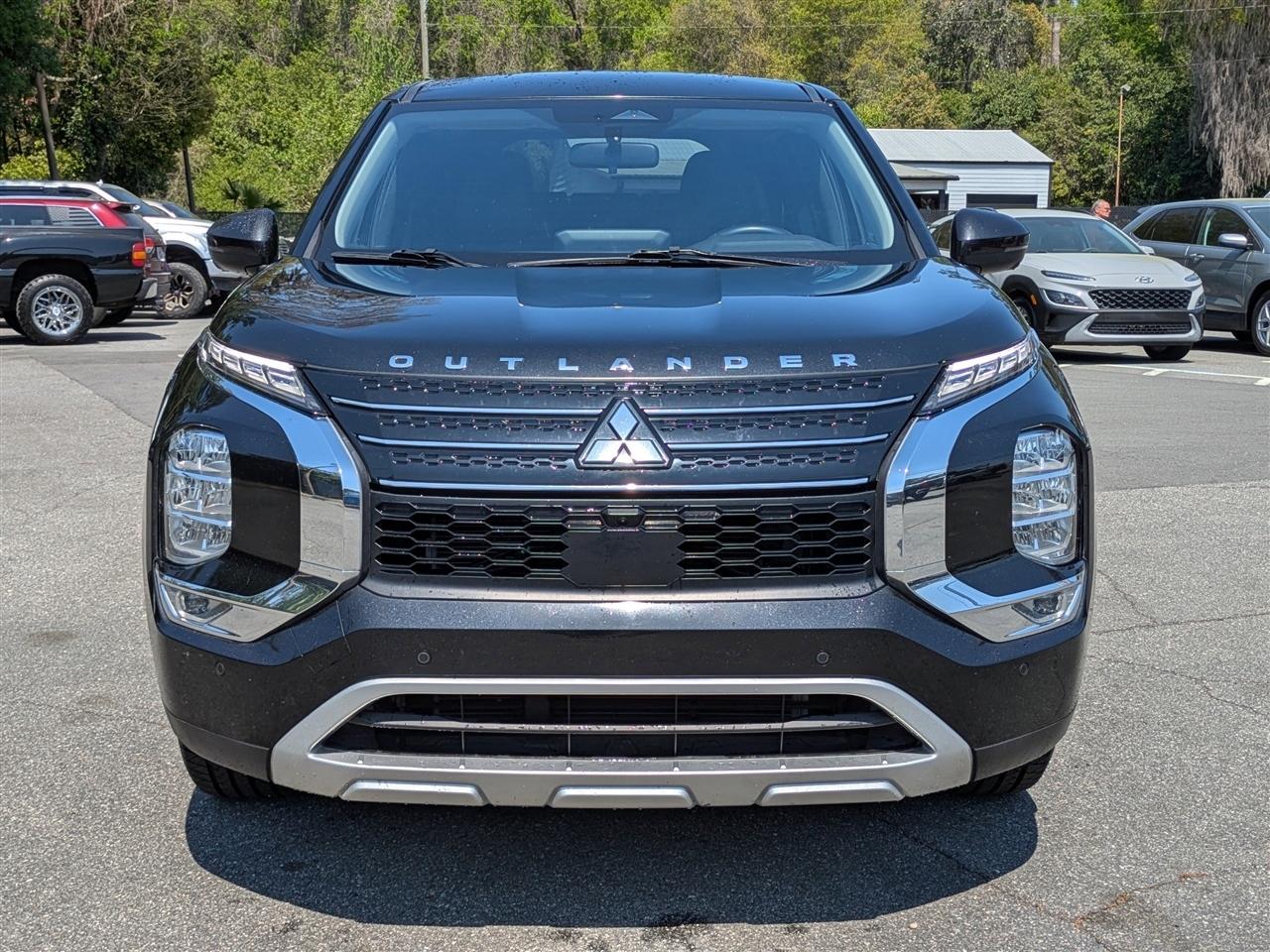 Mitsubishi Outlander SE 2WD 2024