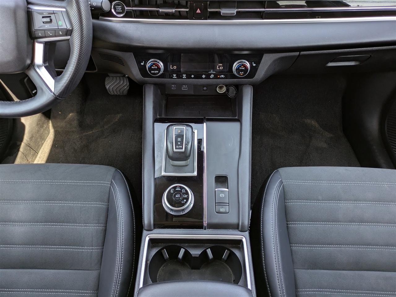 Mitsubishi Outlander SE 2WD 2024