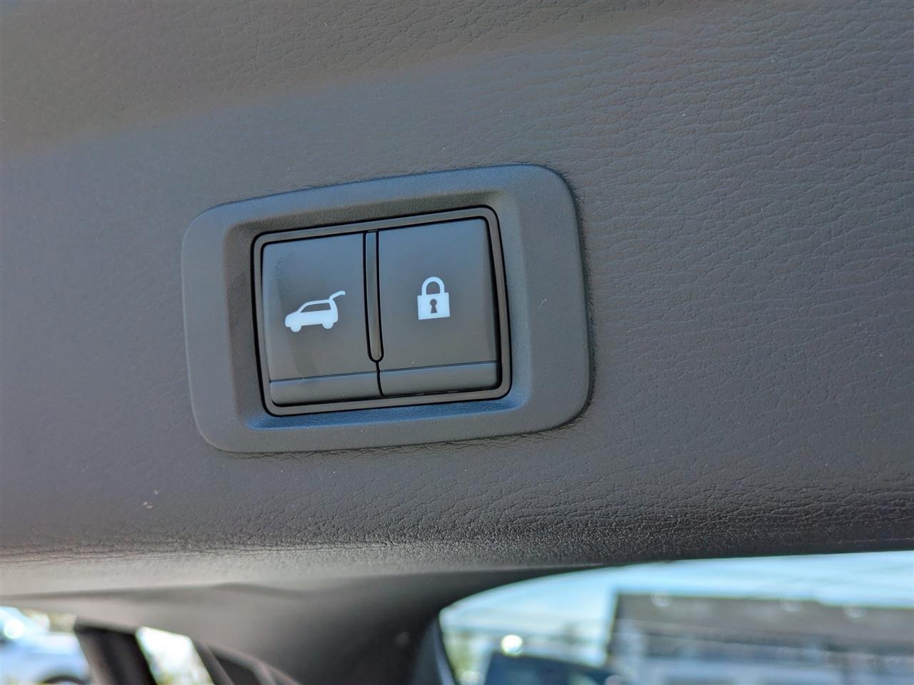 Mitsubishi Outlander SE 2WD 2024