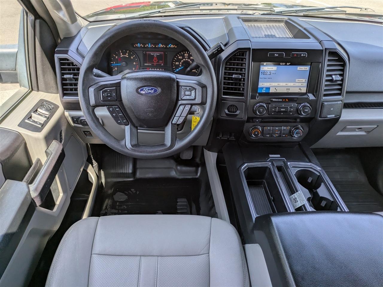 Ford F-150 XL SuperCrew 5.5-ft. Bed 2WD 2017