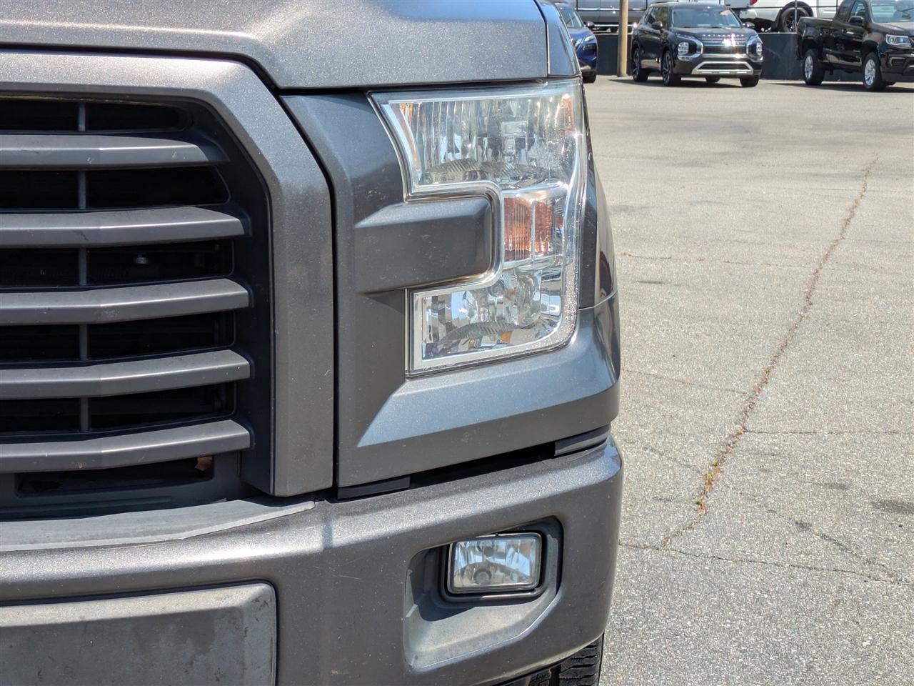 Ford F-150 XL SuperCrew 5.5-ft. Bed 2WD 2017