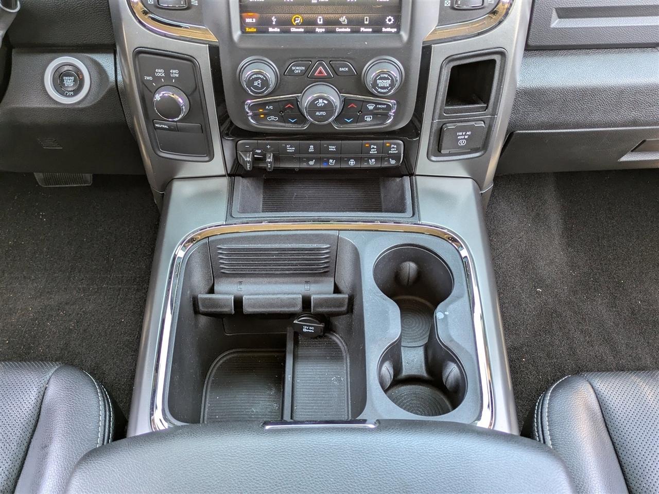 RAM 2500 Laramie Crew Cab SWB 4WD 2018