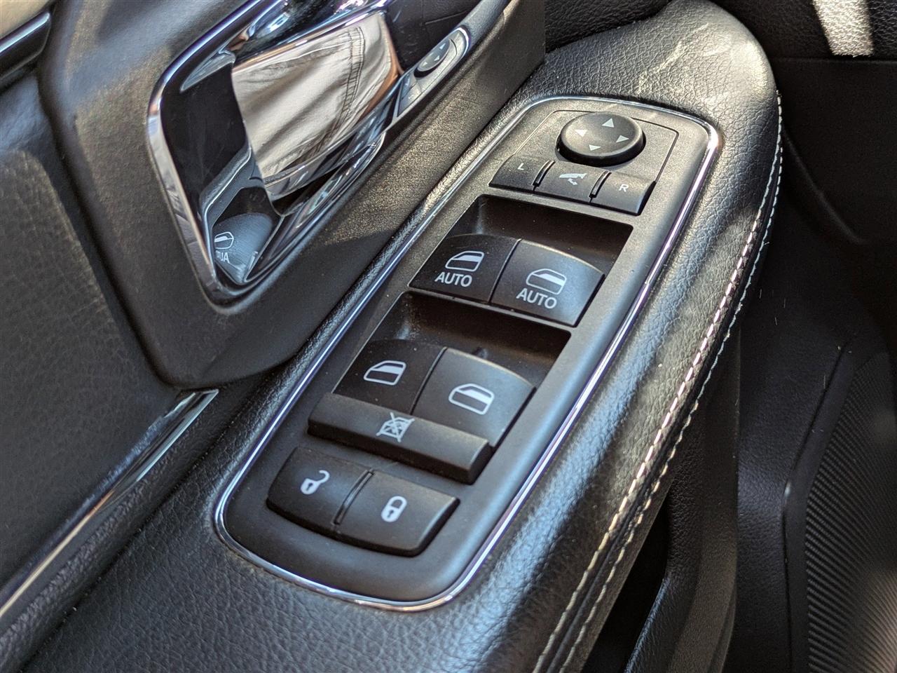 RAM 2500 Laramie Crew Cab SWB 4WD 2018