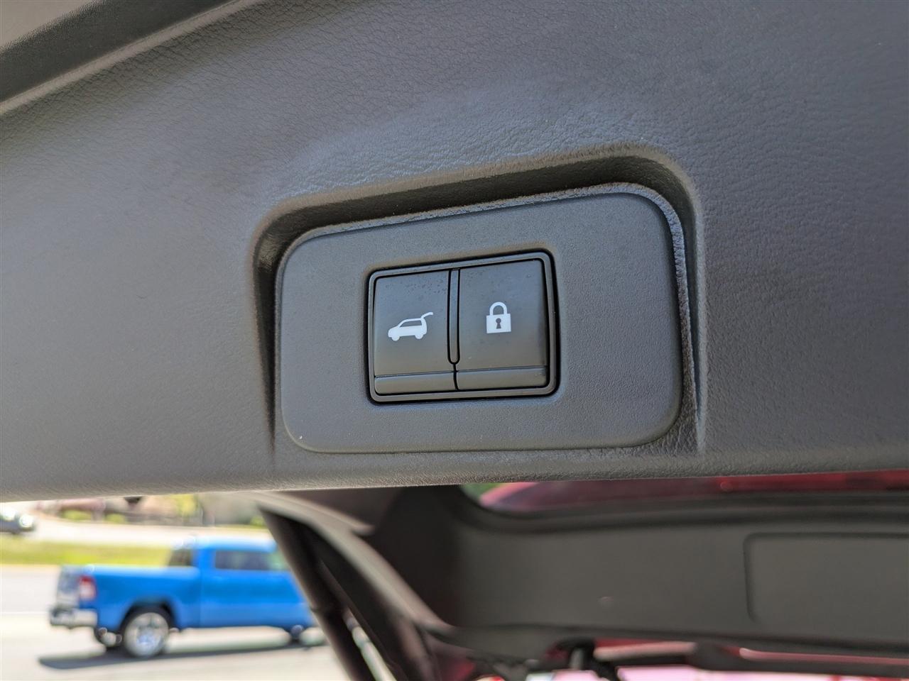 Nissan Rogue SV 2023