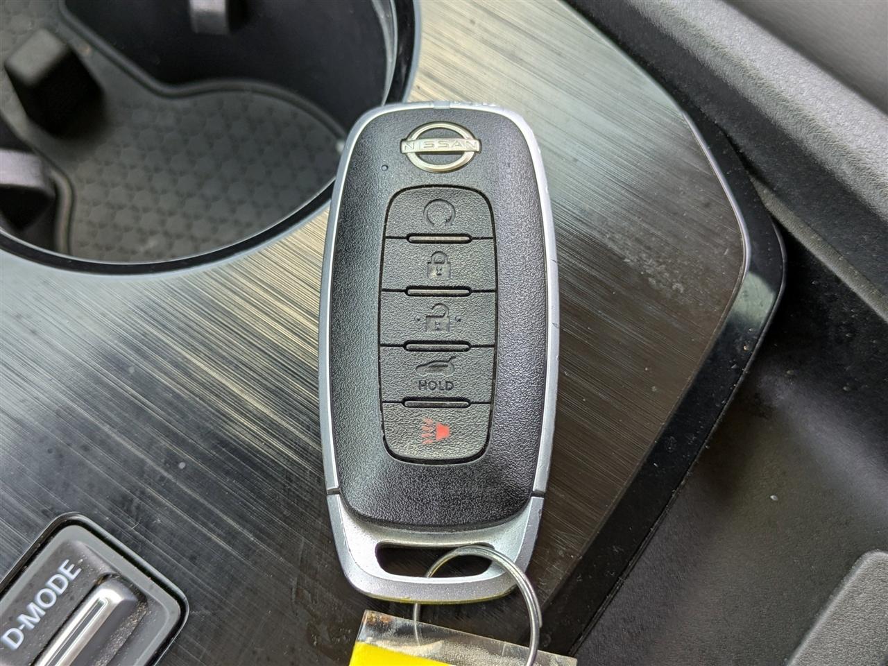 Nissan Rogue SV 2023