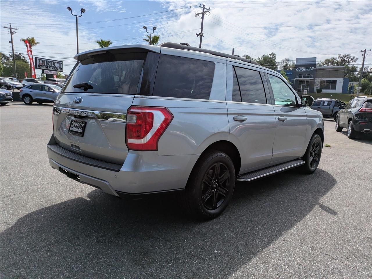 Ford Expedition XLT 2021