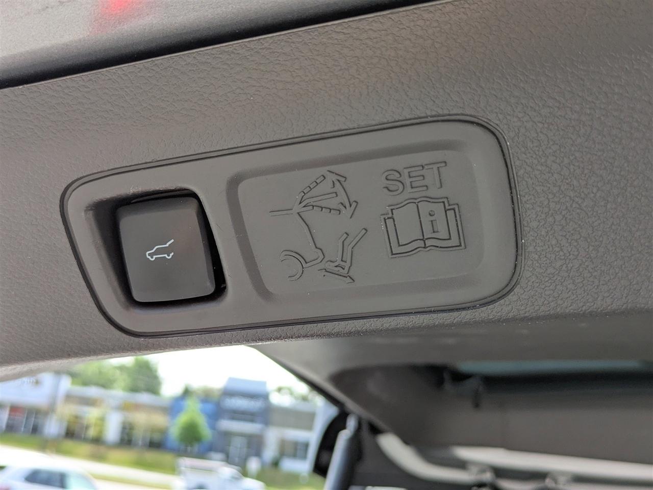 Ford Expedition XLT 2021