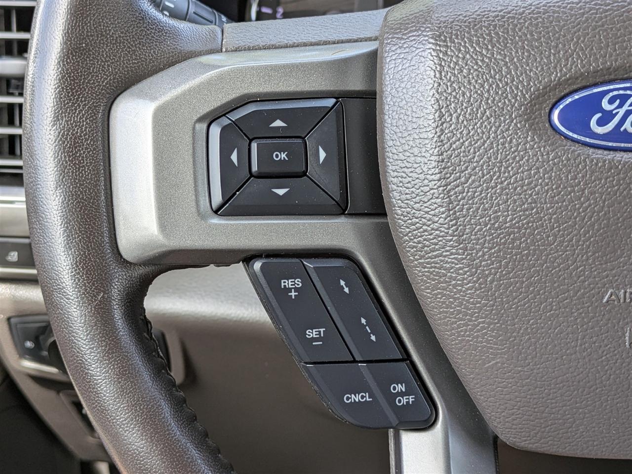 Ford Expedition XLT 2021