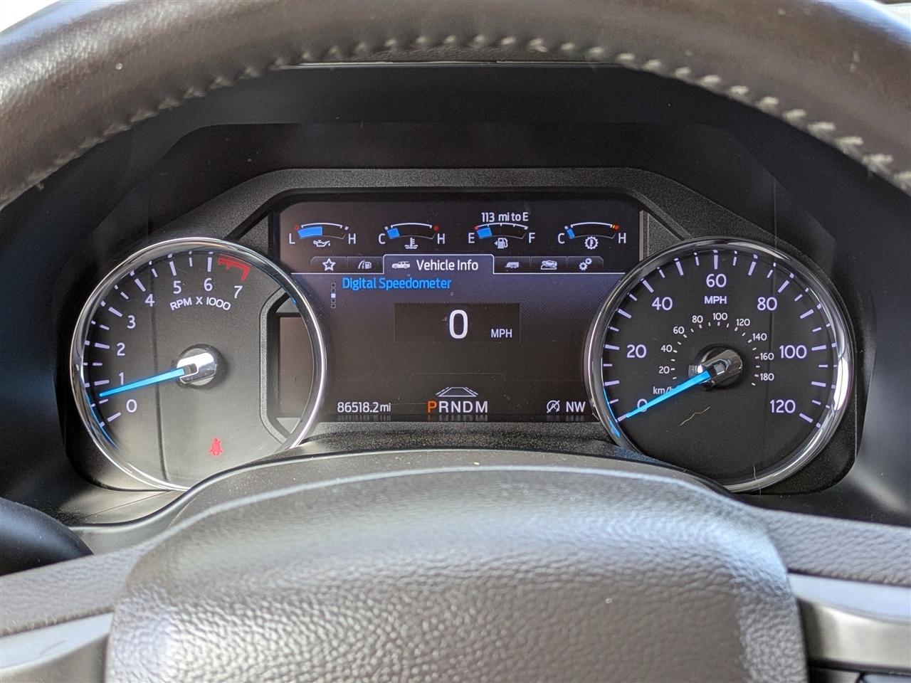 Ford Expedition XLT 2021