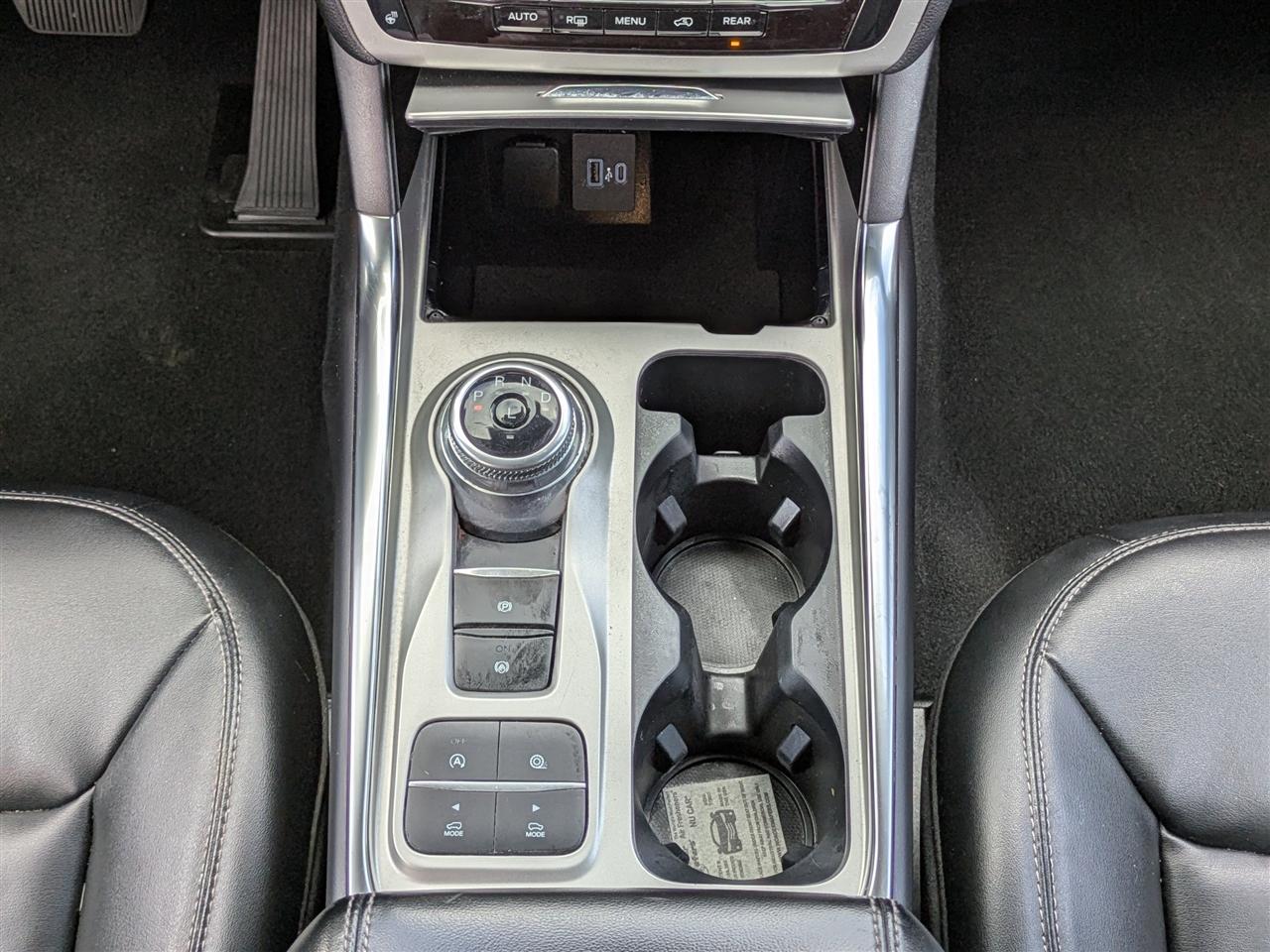 Ford Explorer XLT 2022