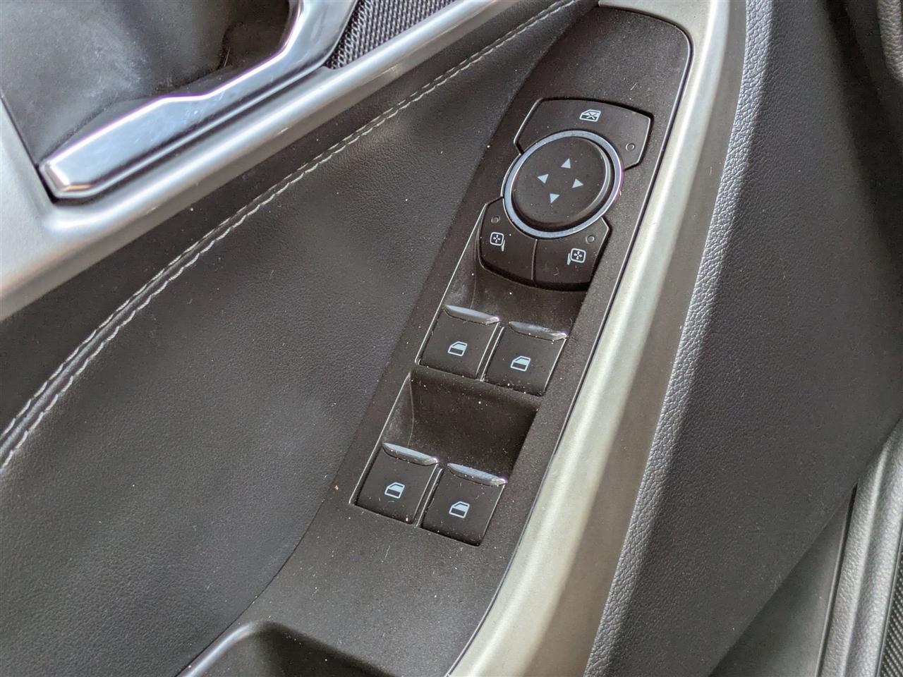 Ford Explorer XLT 2022