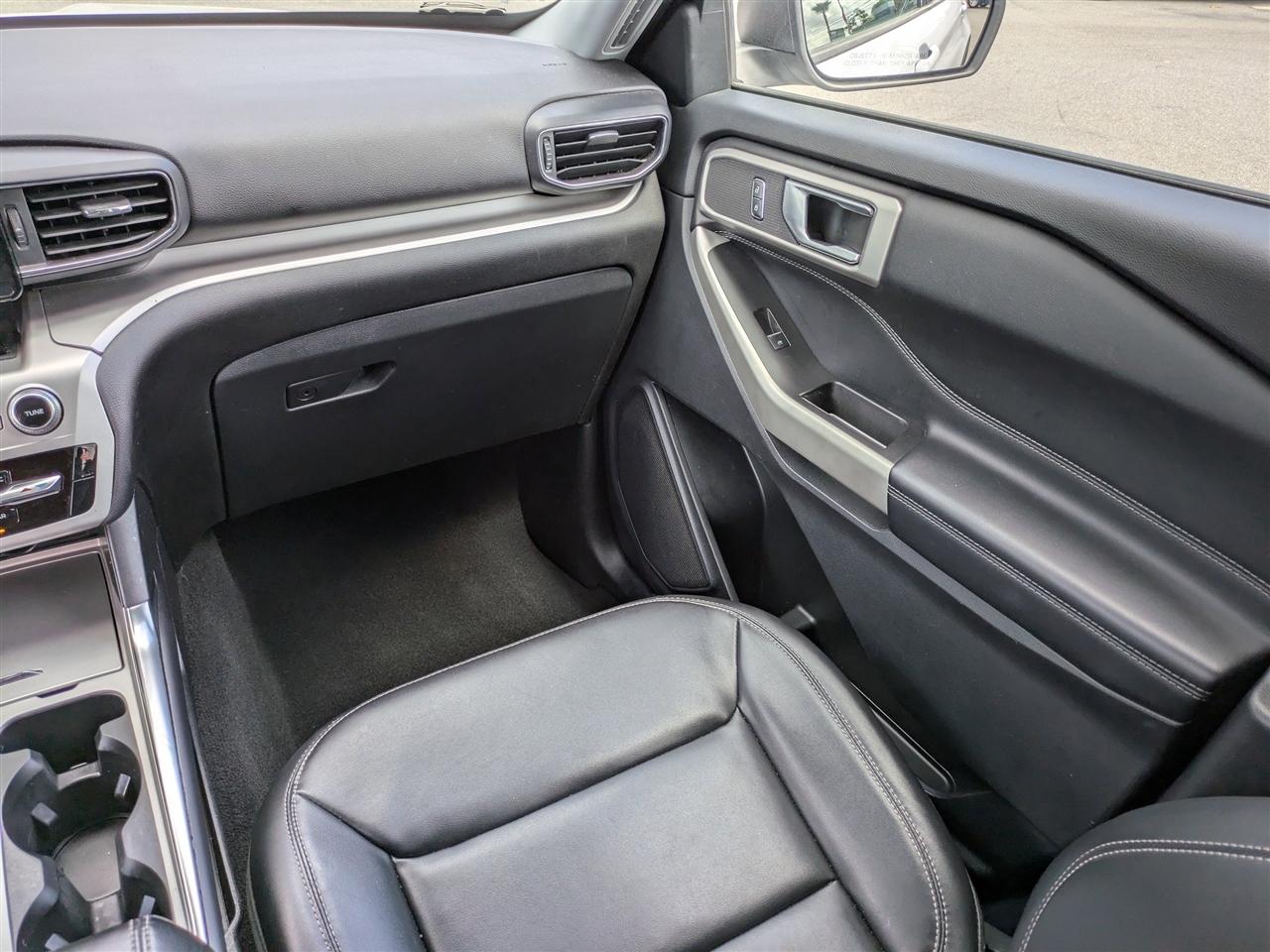 Ford Explorer XLT 2022