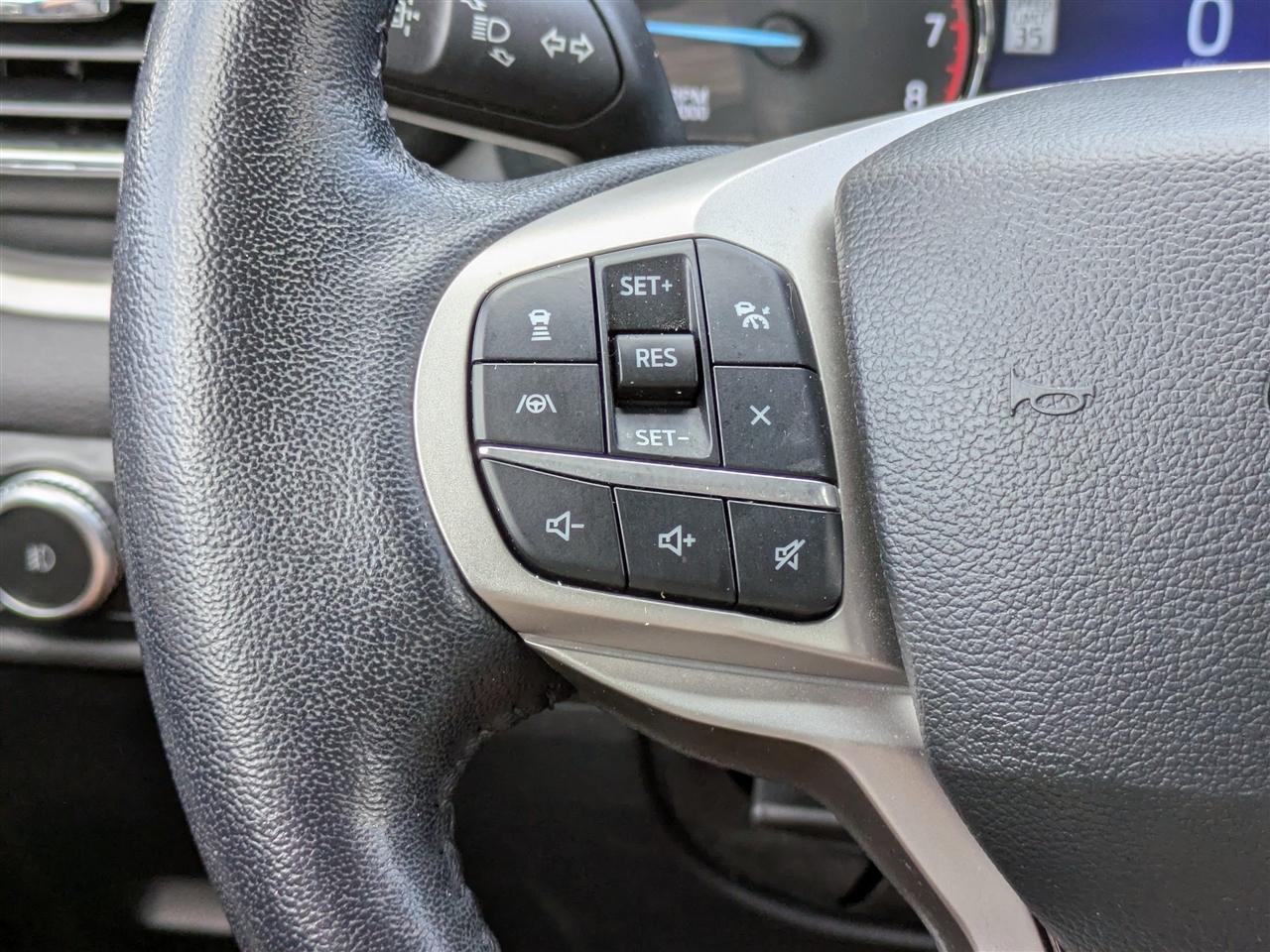 Ford Explorer XLT 2022