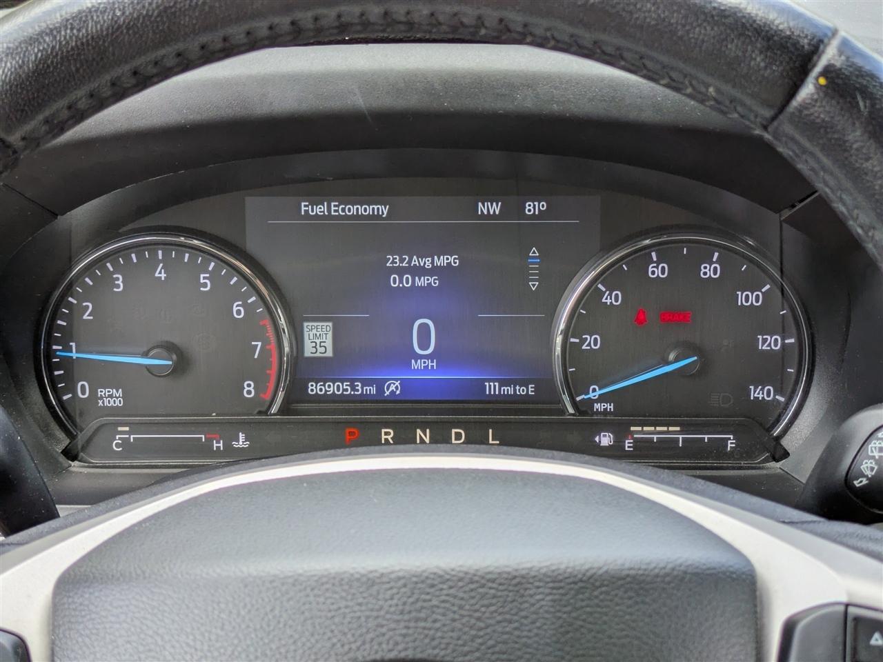 Ford Explorer XLT 2022