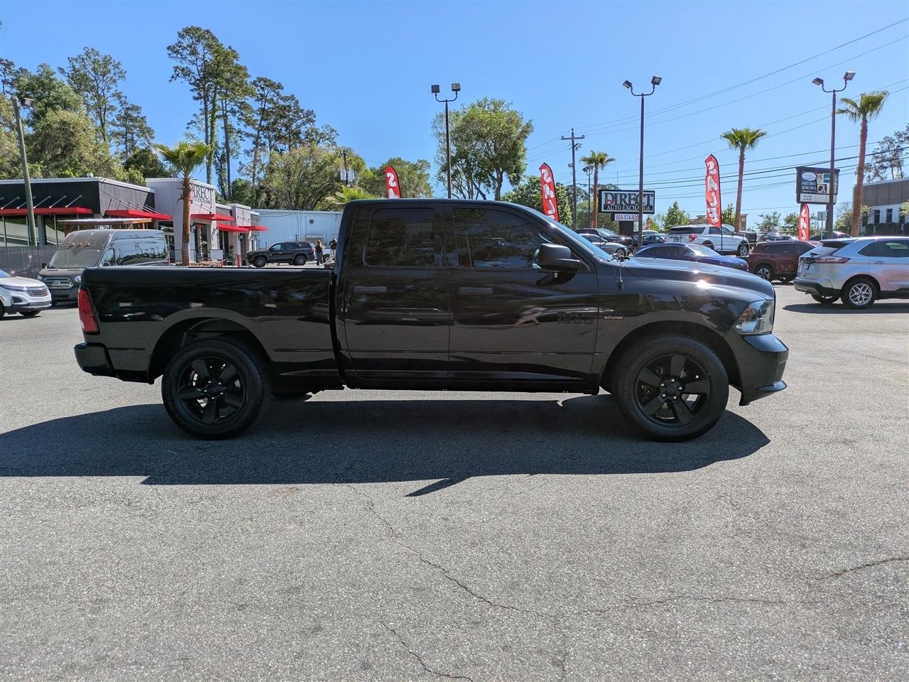 RAM 1500 Tradesman Quad Cab 2WD 2016