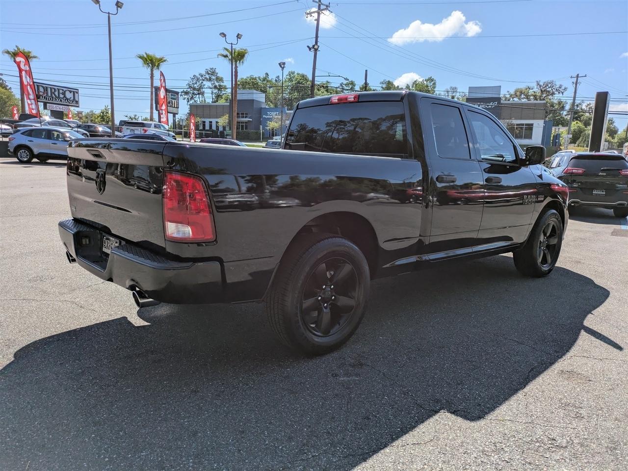 RAM 1500 Tradesman Quad Cab 2WD 2016