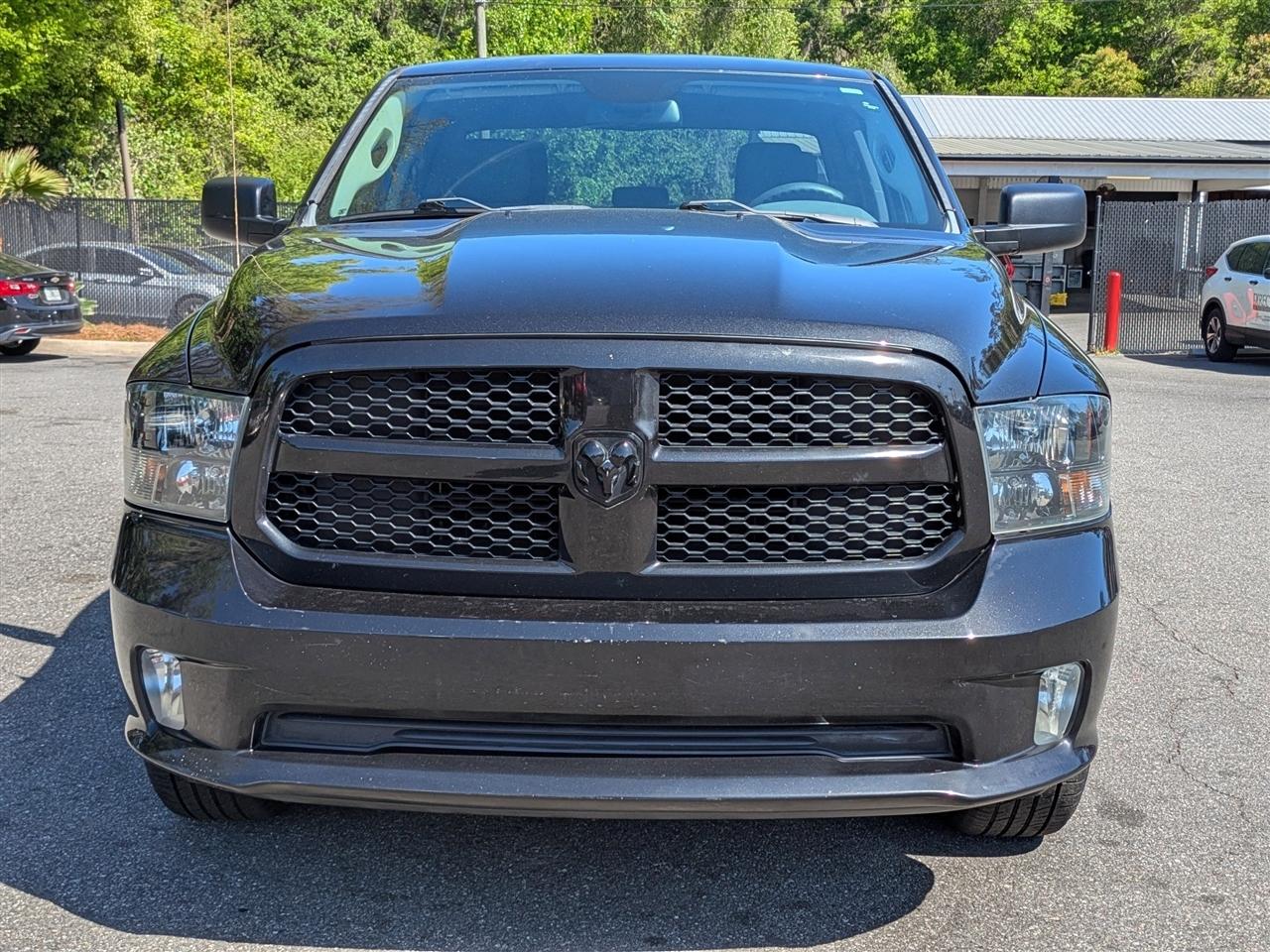 RAM 1500 Tradesman Quad Cab 2WD 2016
