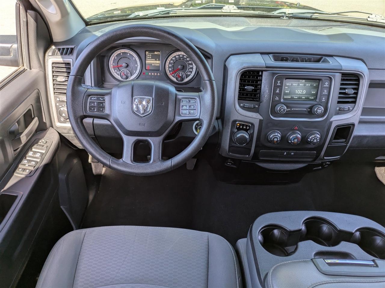 RAM 1500 Tradesman Quad Cab 2WD 2016