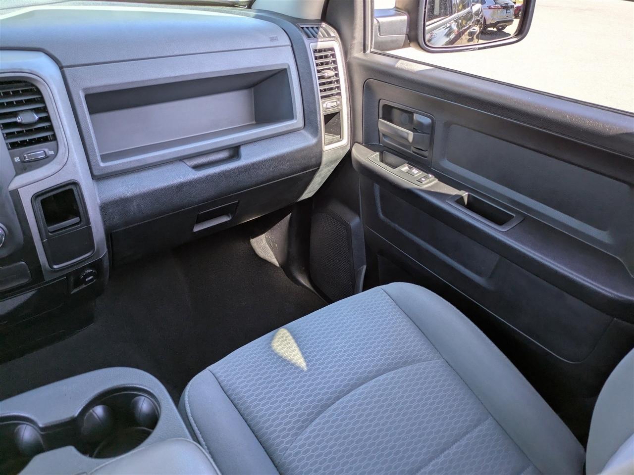 RAM 1500 Tradesman Quad Cab 2WD 2016