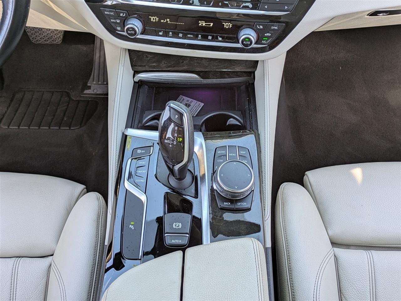 BMW 5-Series 530i 2018