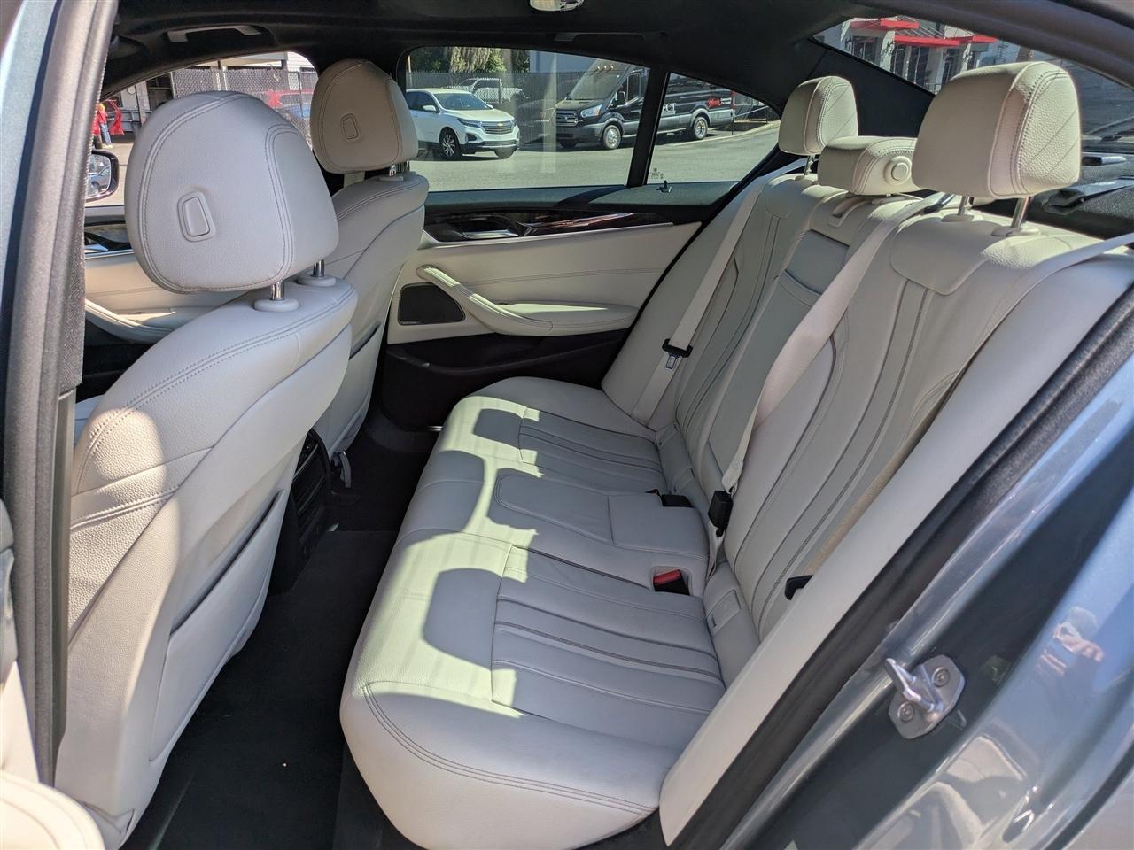 BMW 5-Series 530i 2018