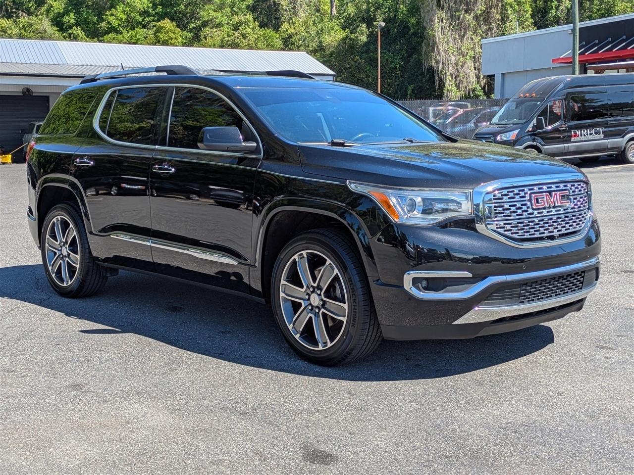 GMC Acadia Denali 2019