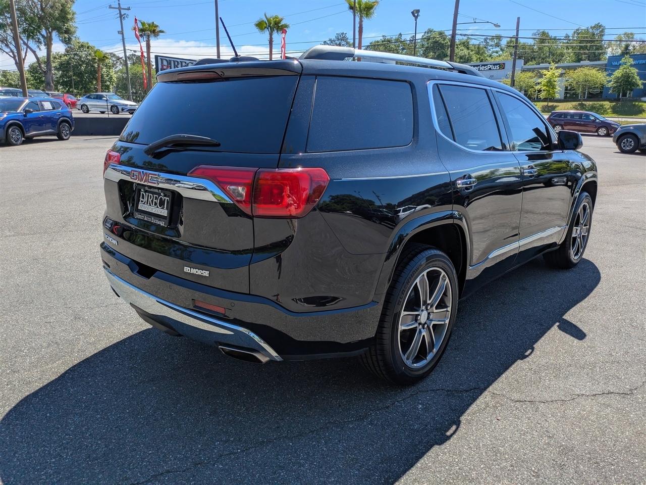 GMC Acadia Denali 2019