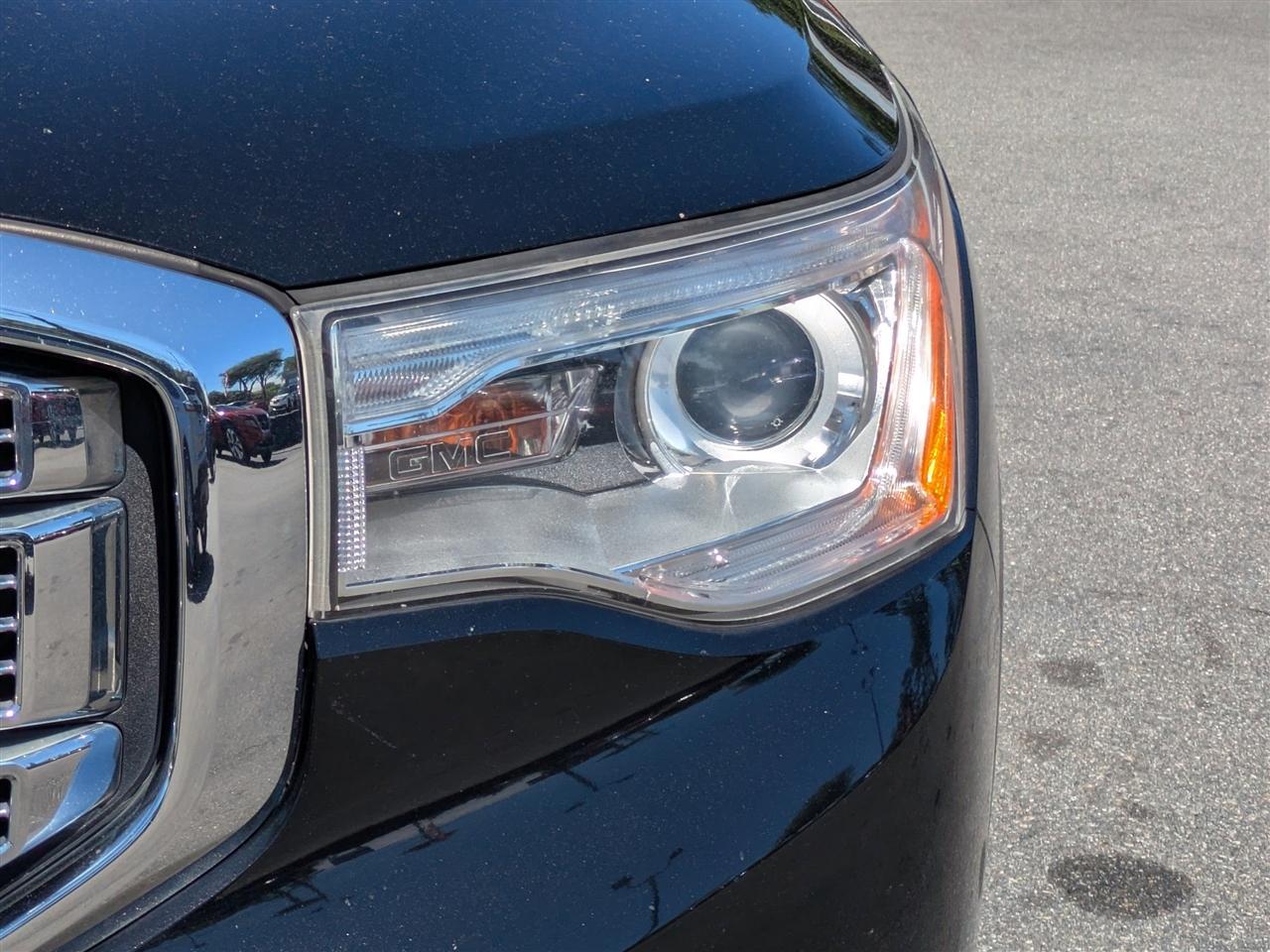 GMC Acadia Denali 2019