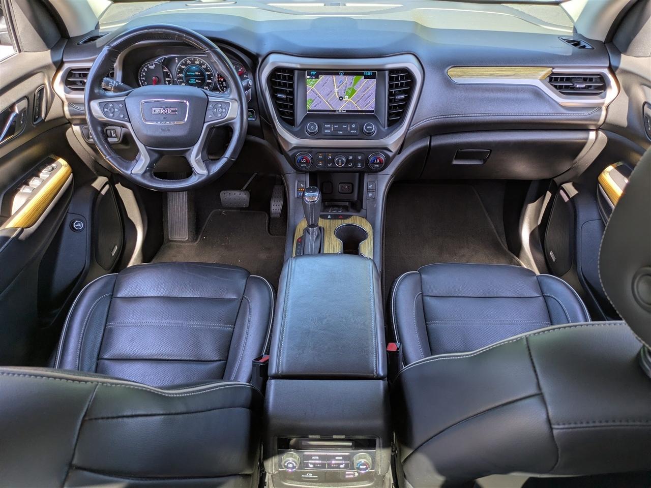 GMC Acadia Denali 2019