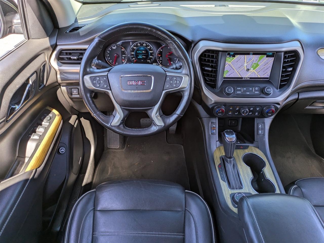 GMC Acadia Denali 2019