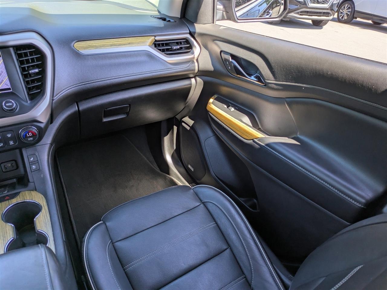 GMC Acadia Denali 2019