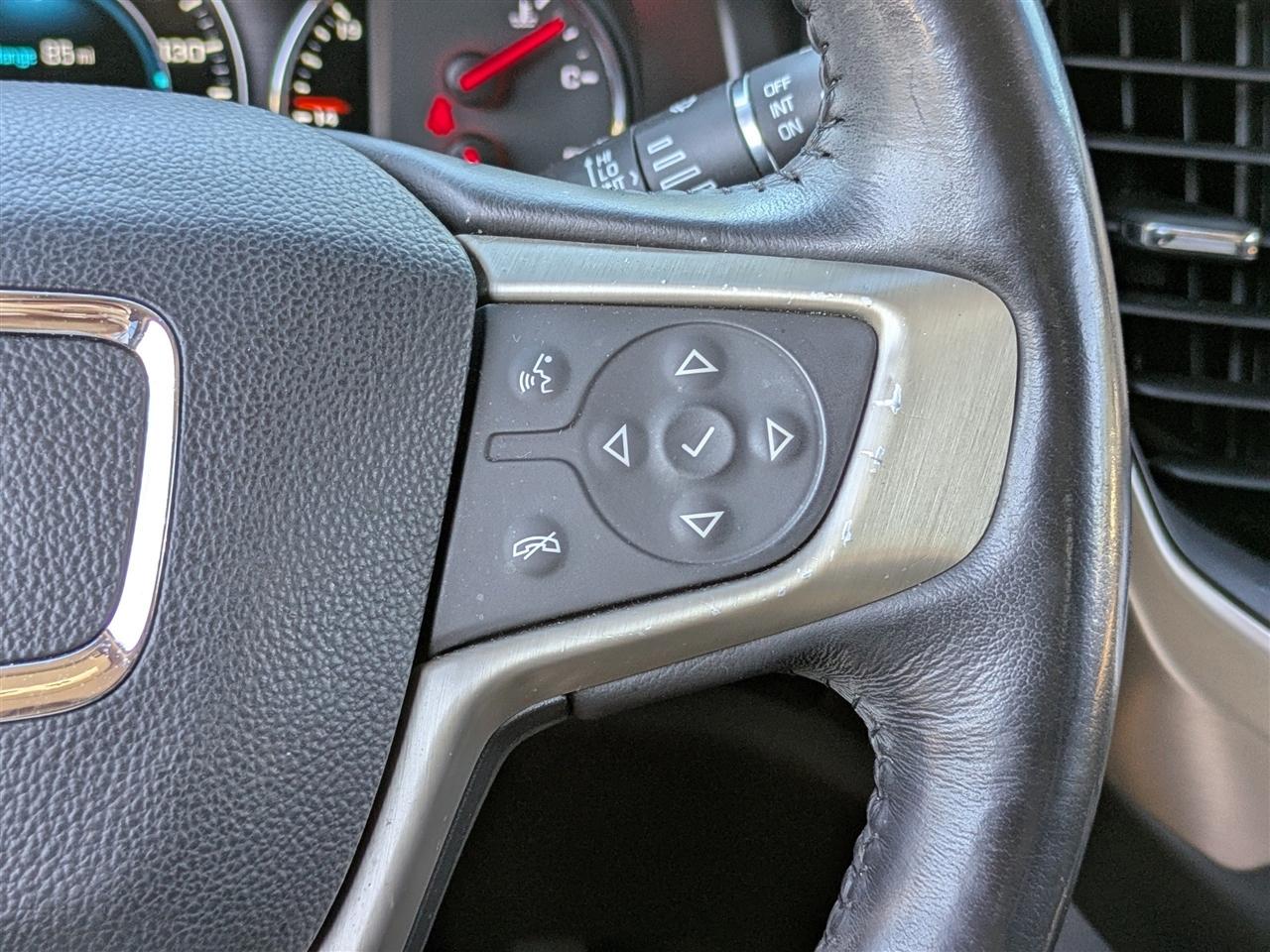 GMC Acadia Denali 2019