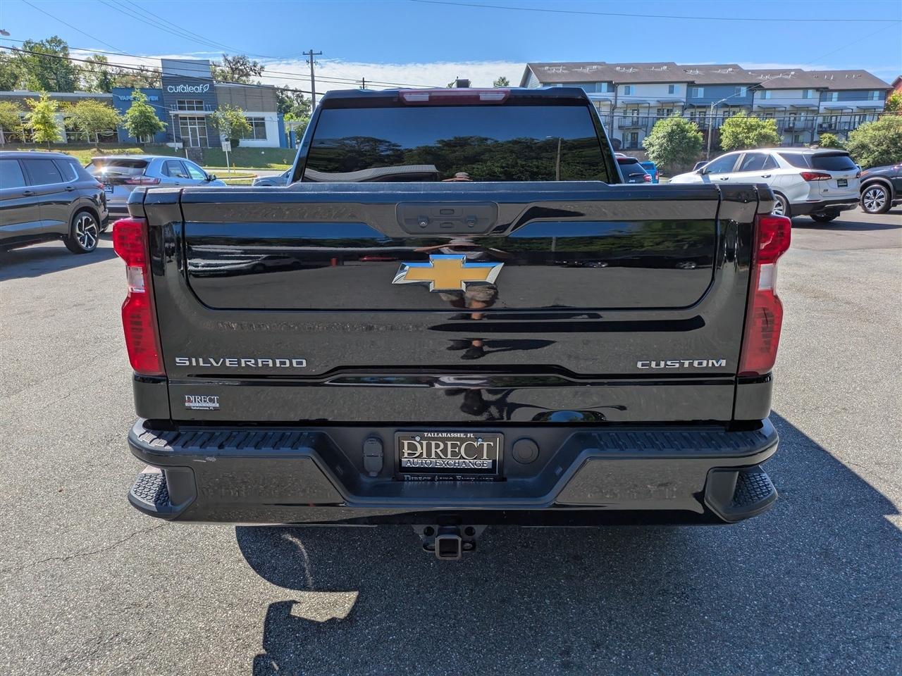 Chevrolet Silverado 1500 Custom Crew Cab 2WD 2022