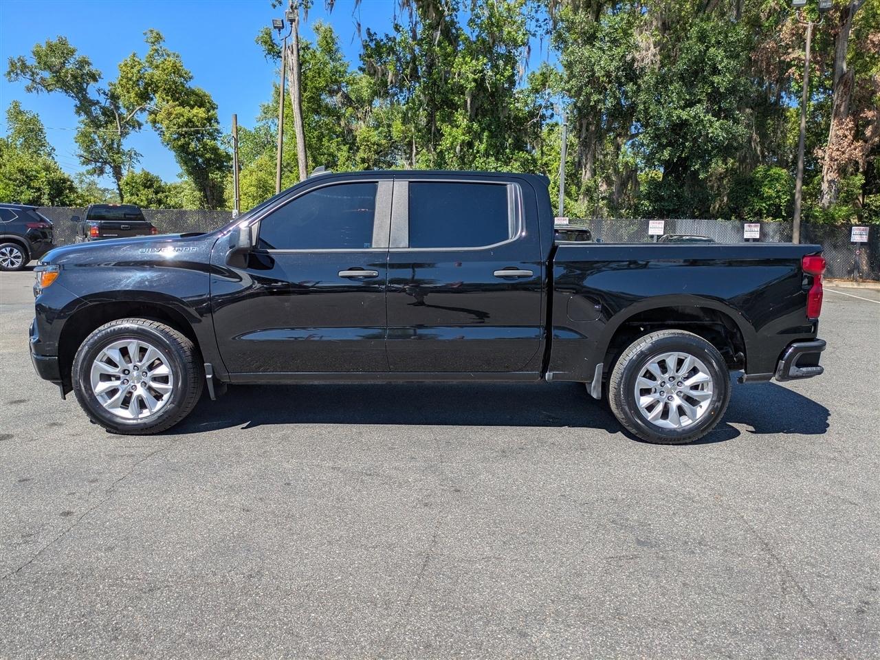 Chevrolet Silverado 1500 Custom Crew Cab 2WD 2022