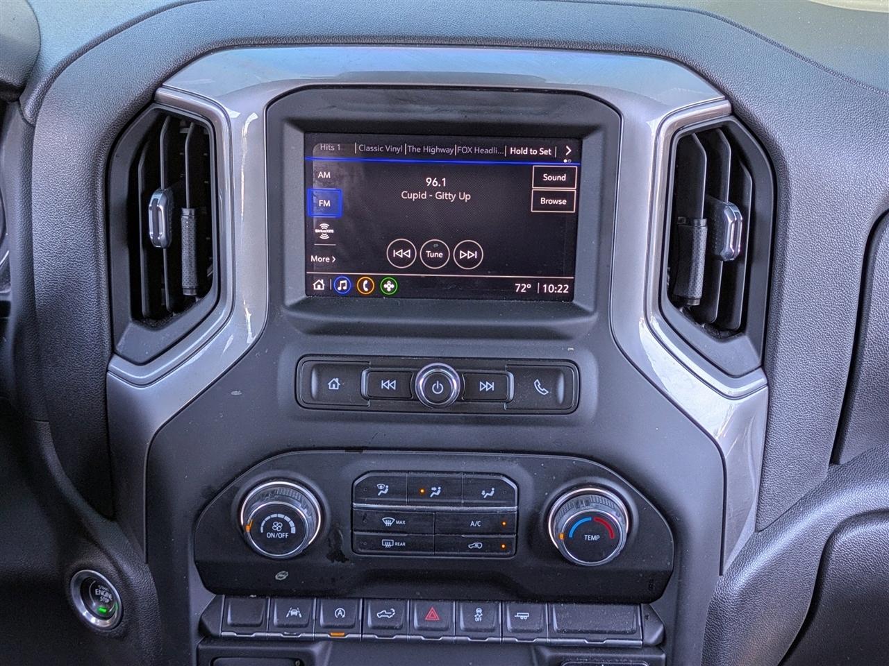 Chevrolet Silverado 1500 Custom Crew Cab 2WD 2022