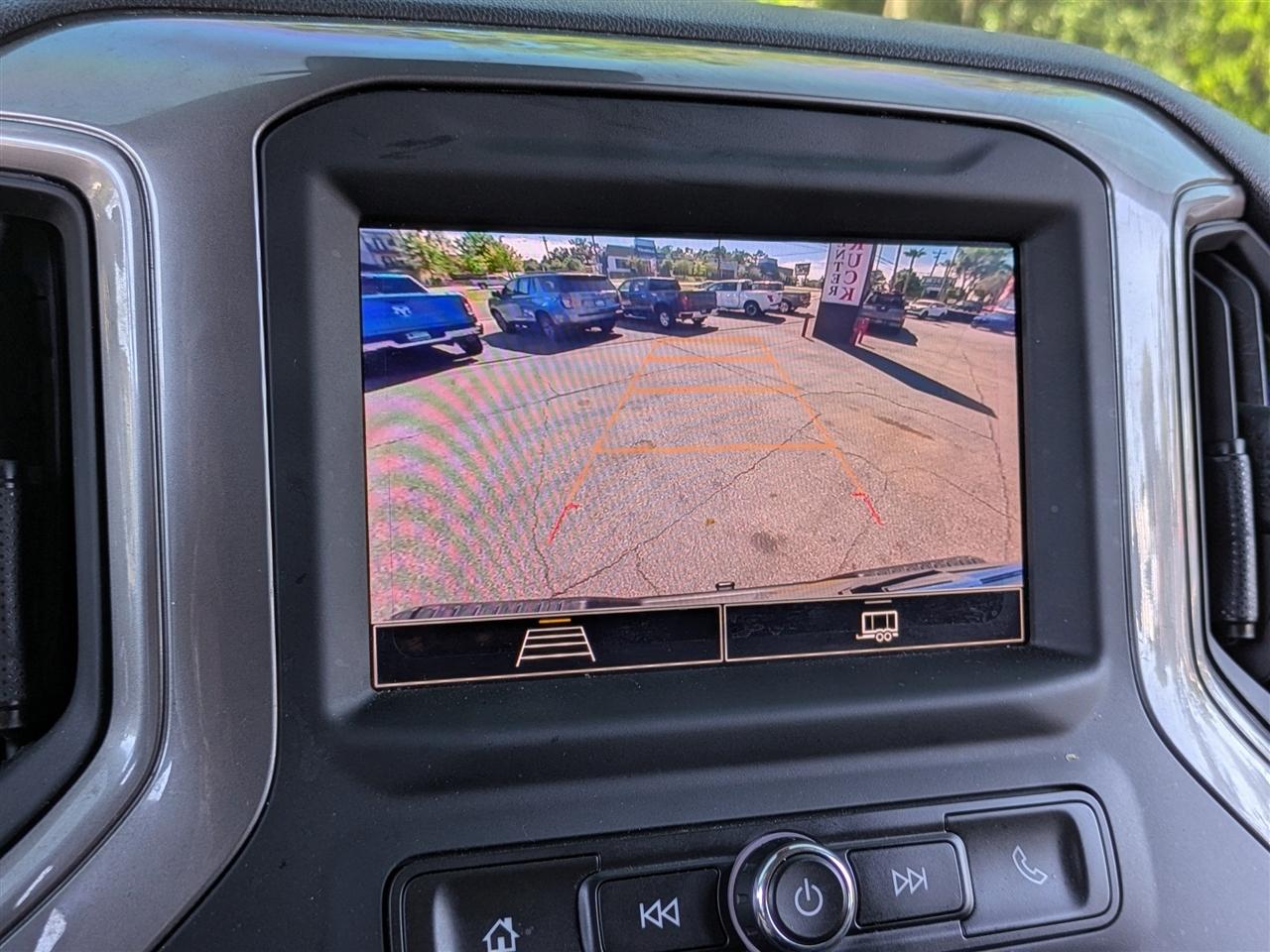 Chevrolet Silverado 1500 Custom Crew Cab 2WD 2022