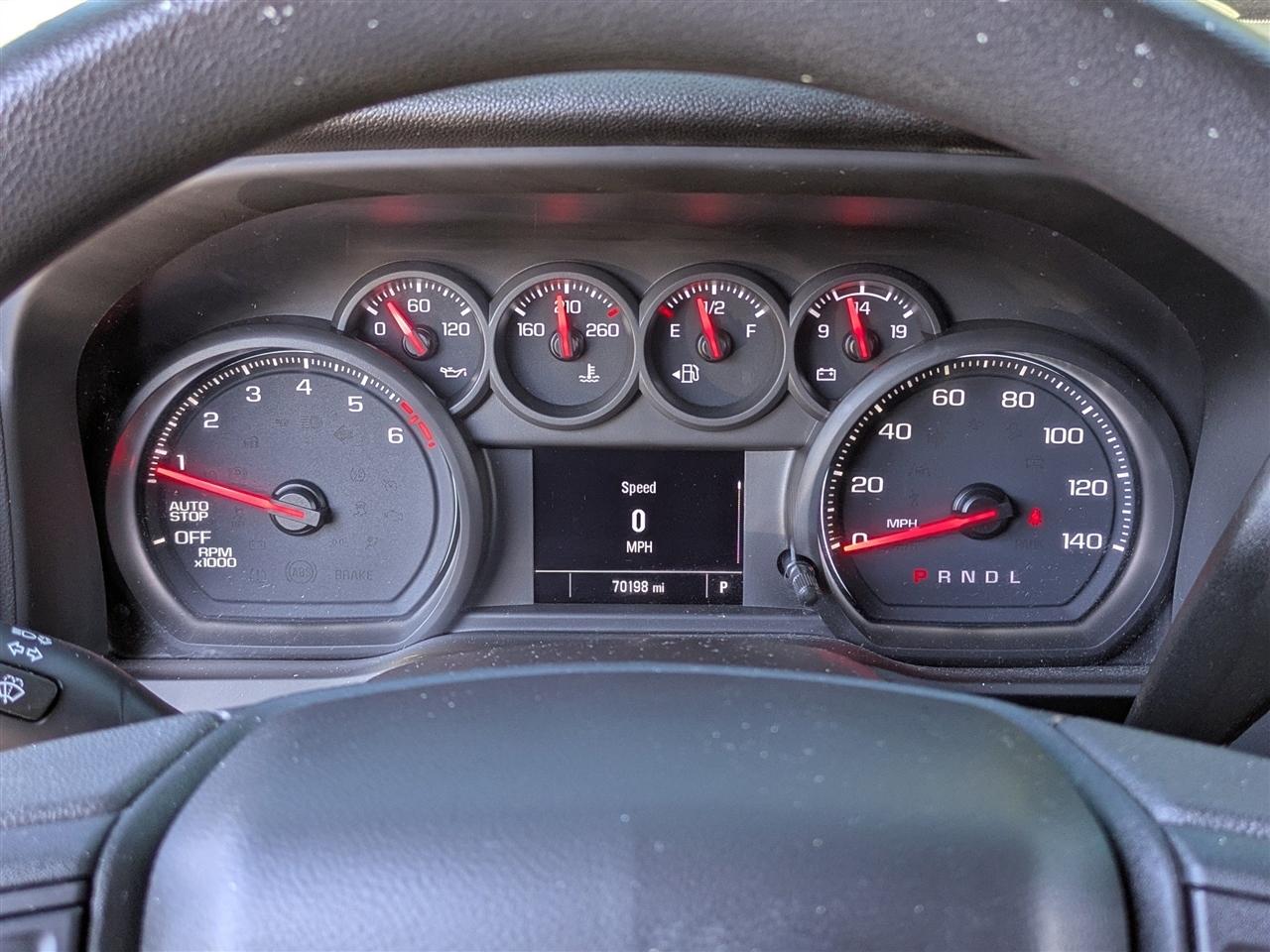 Chevrolet Silverado 1500 Custom Crew Cab 2WD 2022