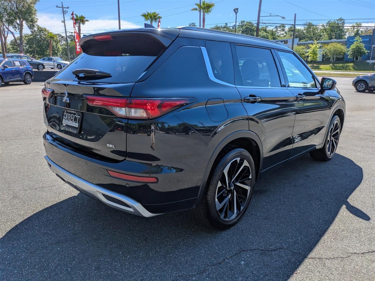 Mitsubishi Outlander SEL 2WD 2022