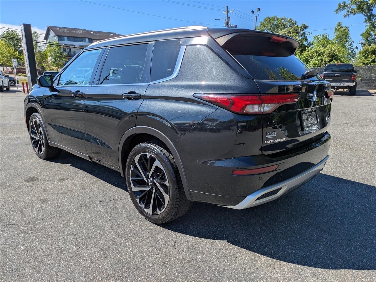 Mitsubishi Outlander SEL 2WD 2022