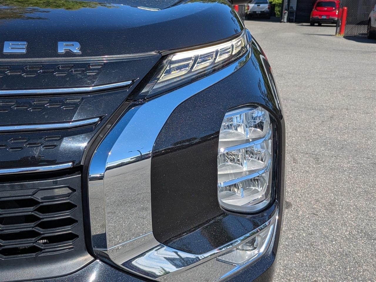 Mitsubishi Outlander SEL 2WD 2022