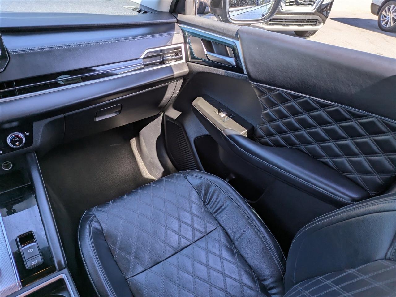 Mitsubishi Outlander SEL 2WD 2022