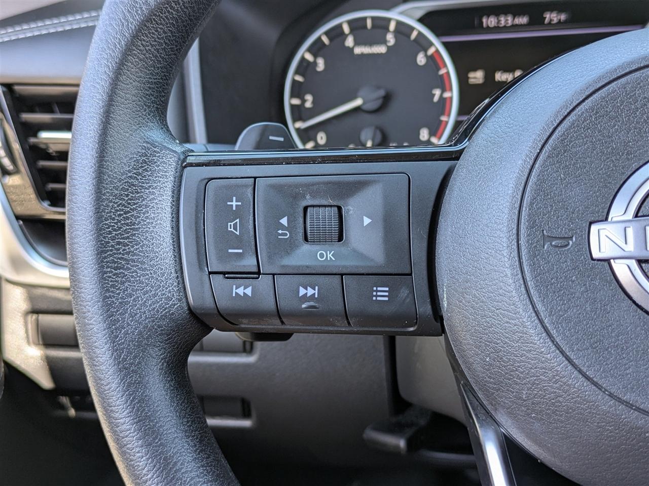 Nissan Rogue SV 2022