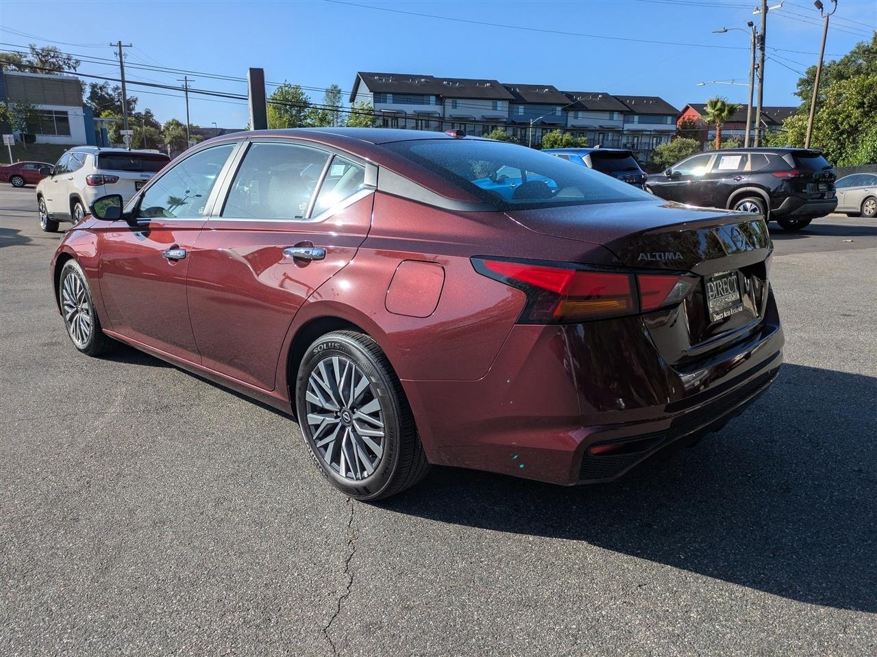 Nissan Altima 2.5 SV 2025