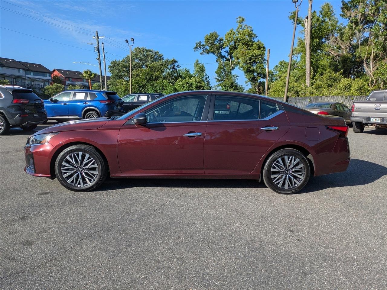 Nissan Altima 2.5 SV 2025