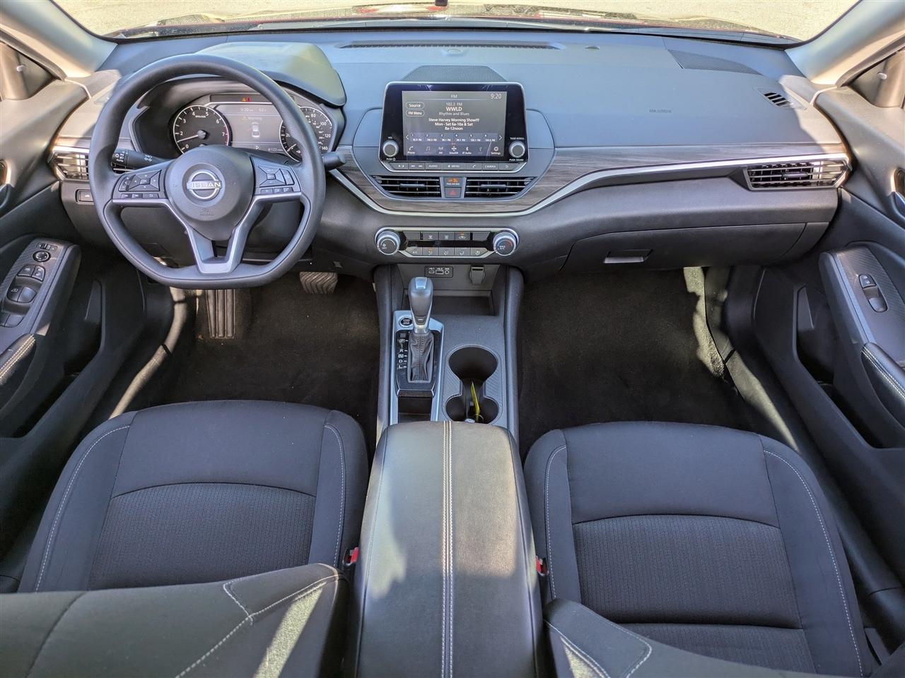 Nissan Altima 2.5 SV 2025